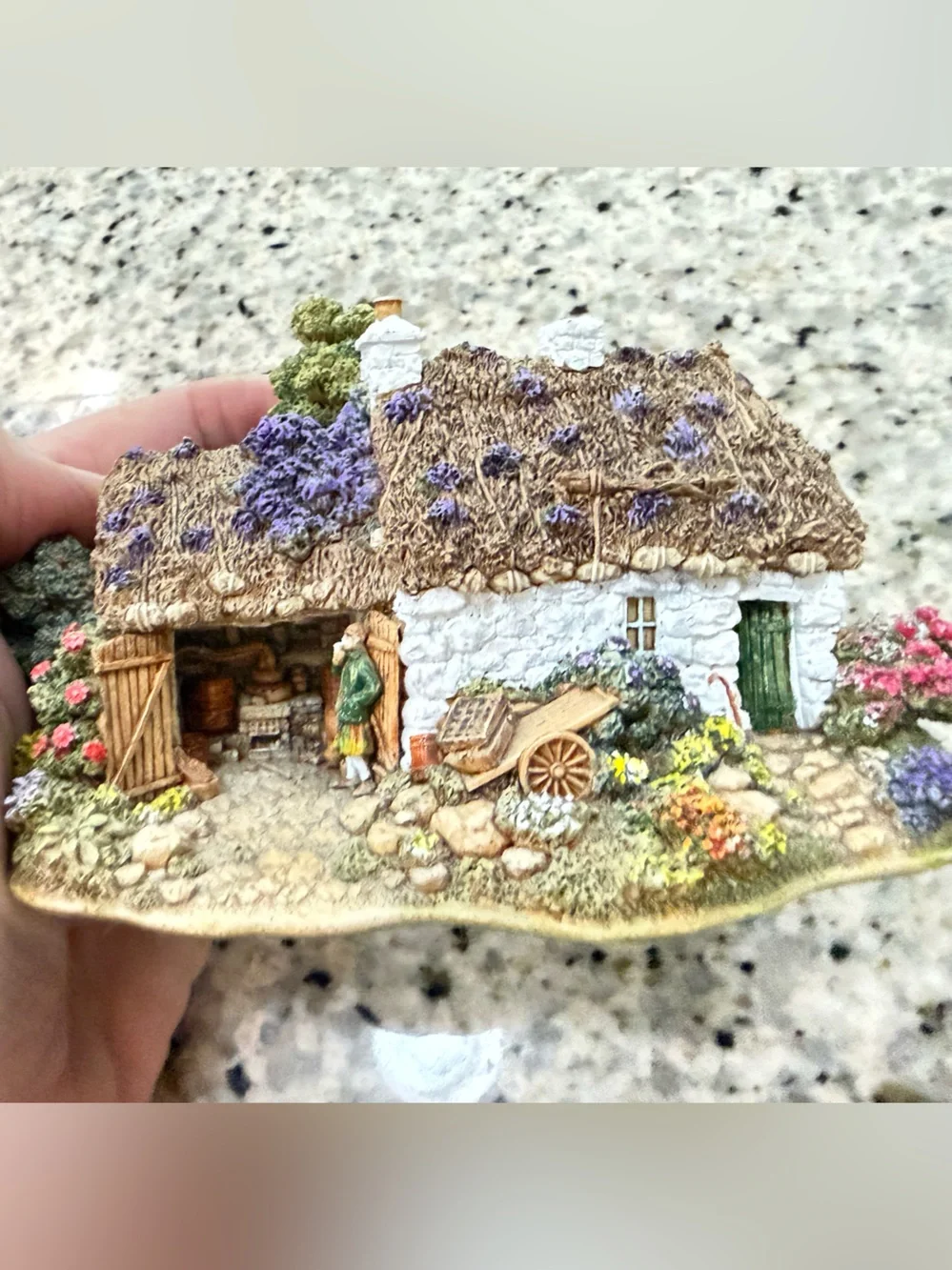 Lilliput Lane Scotch Mist